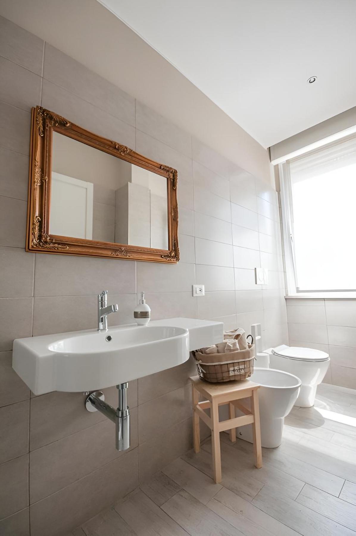 Alla Scaletta - Stanze Con Bagno Privato E Wifi A Pochi Passi Dal Duomo Mirandola Esterno foto