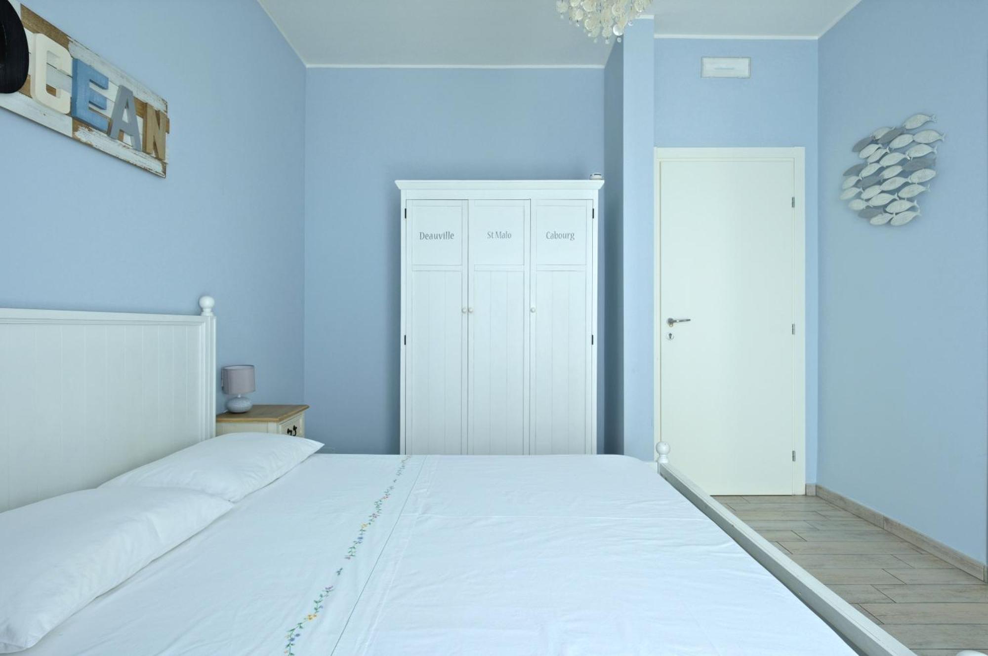Alla Scaletta - Stanze Con Bagno Privato E Wifi A Pochi Passi Dal Duomo Mirandola Esterno foto